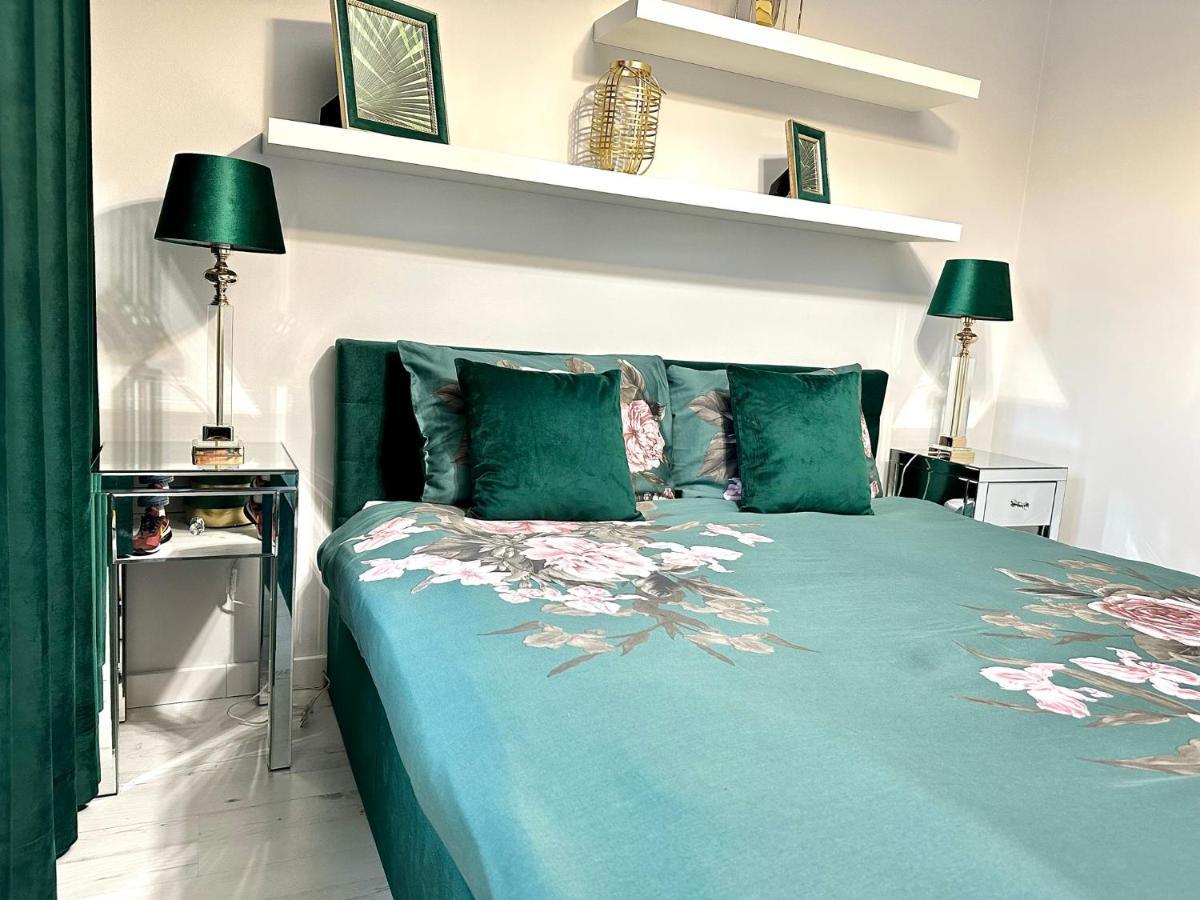 Luxapart Kalisz New Екстериор снимка
